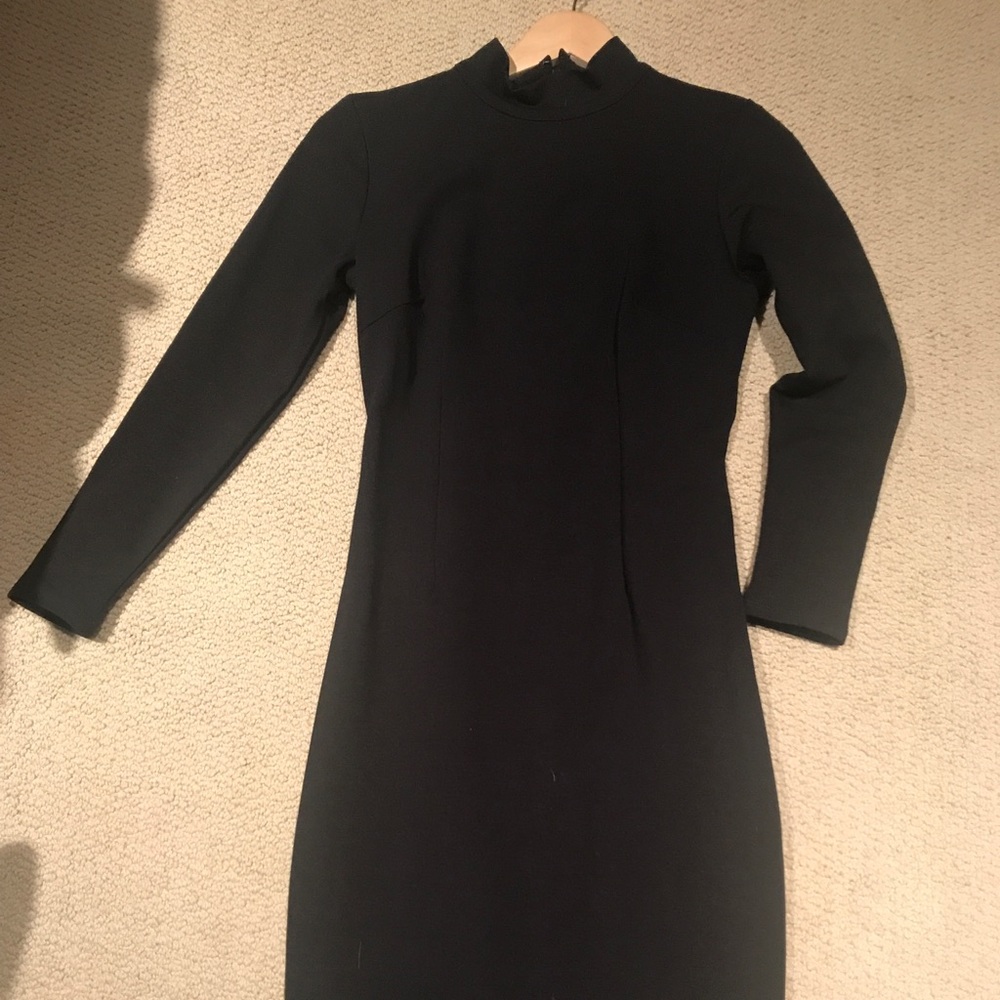 Black Laura Barnes 2018